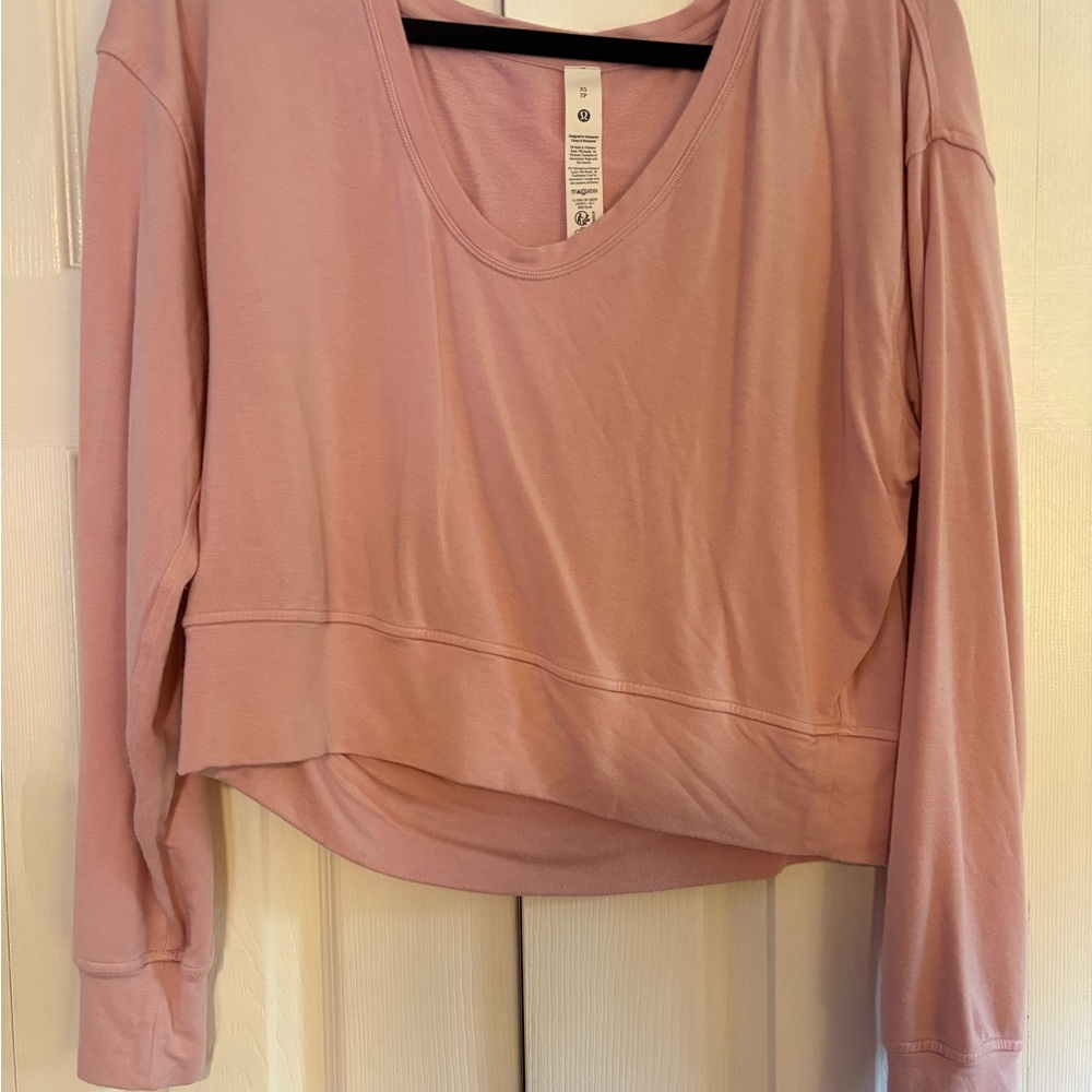 Be Calm Scoop Neck Pullover